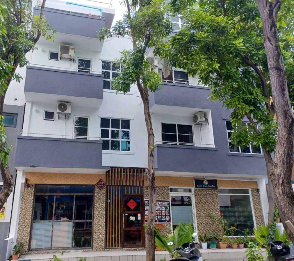 비치 그랜드 앤 스파 프리미엄 호텔 훌루말레 외부 사진